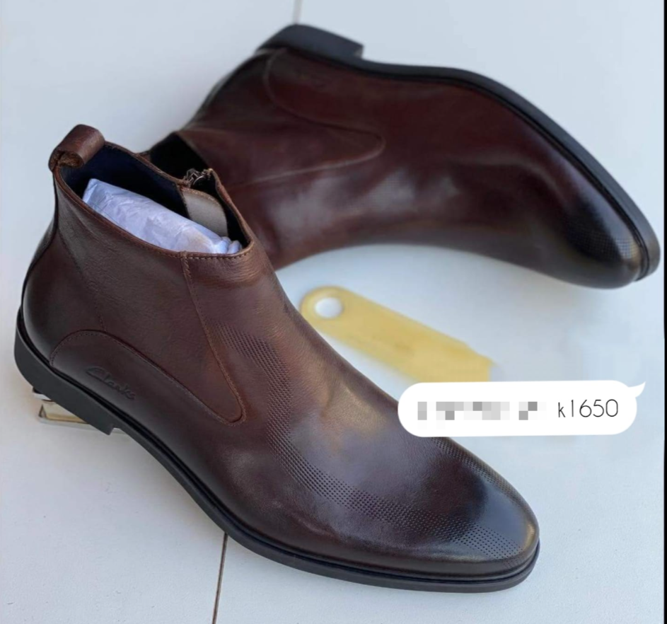 men's model leather shoes,