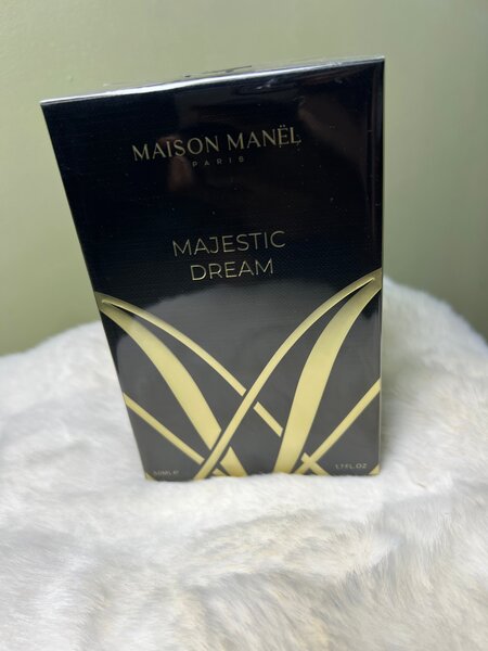 Maison Manél Parfum Collection