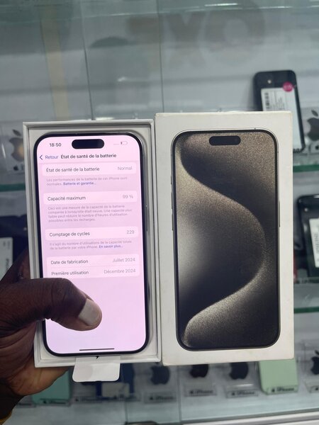iPhone 15 pro 128go