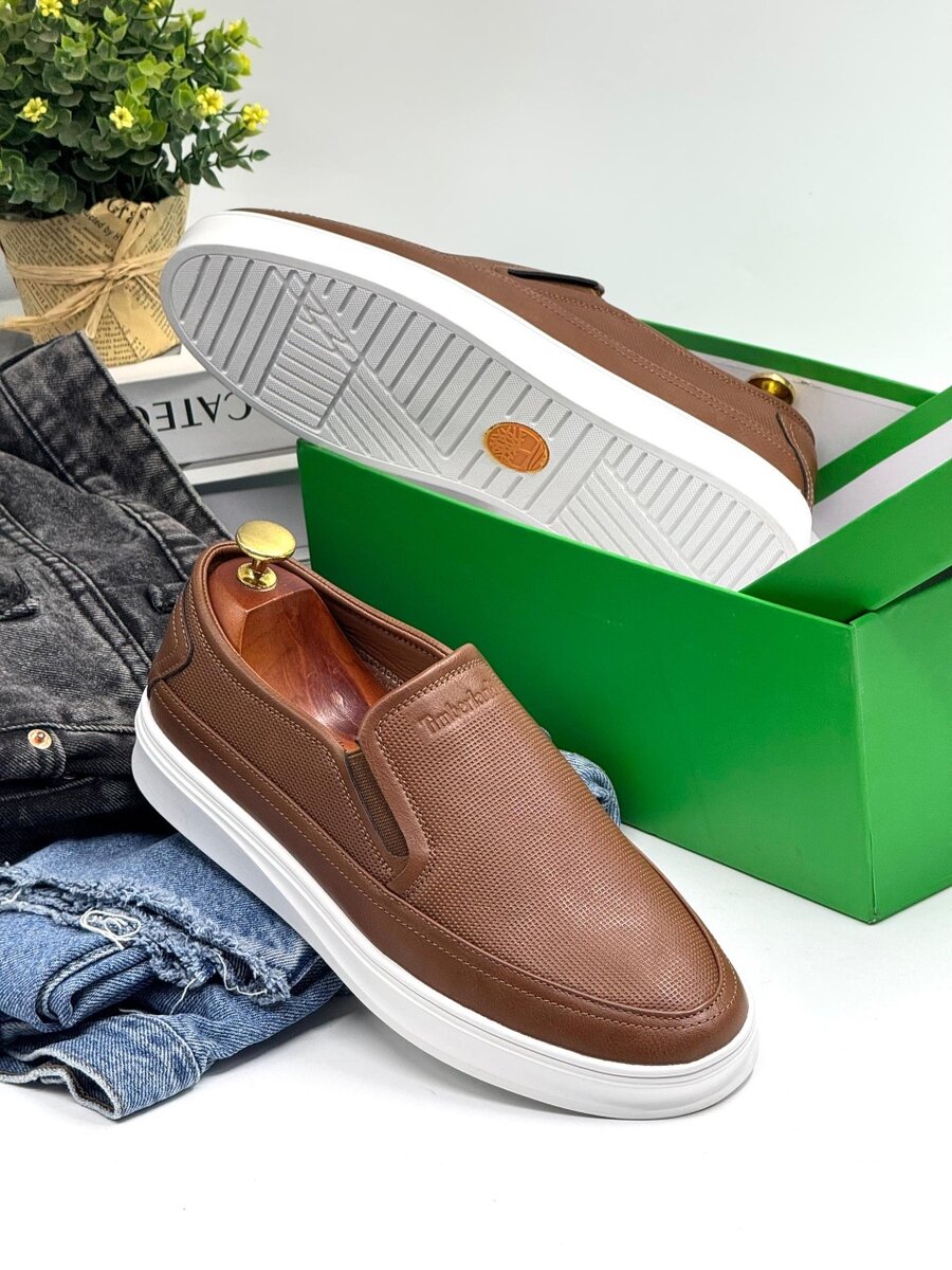 TIMBERLAND ALL BROWN