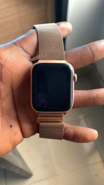 Apple Watch SE