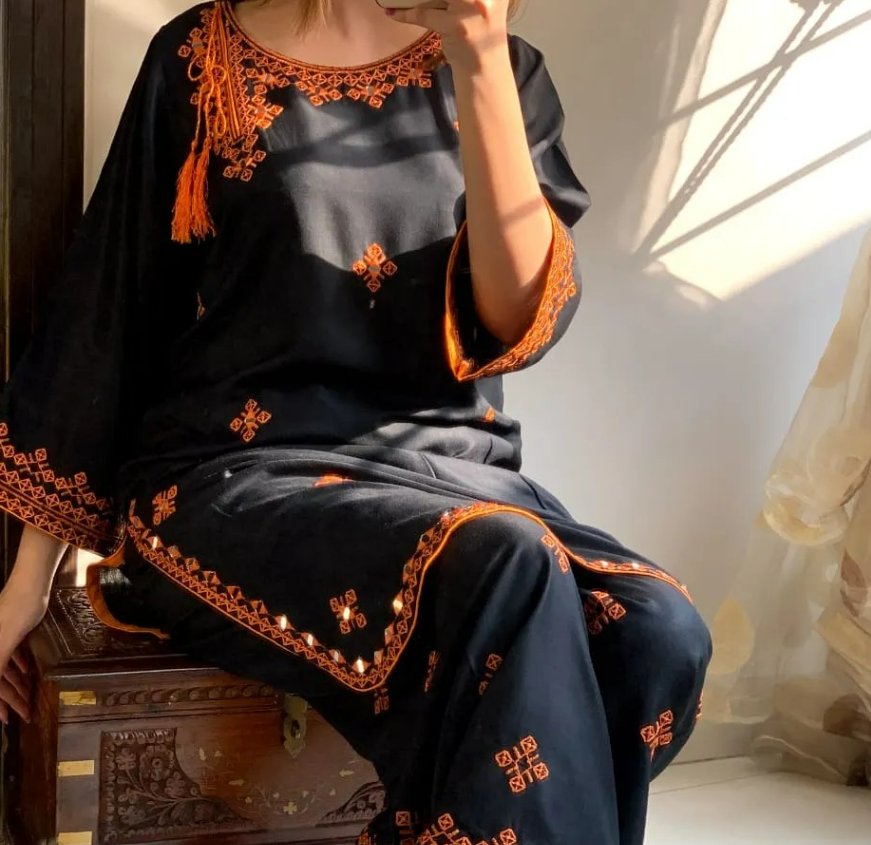 *Mirror Work Embroidery 2Pc*