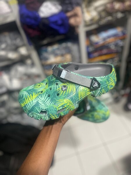 Sabots Vert Motif Tropical