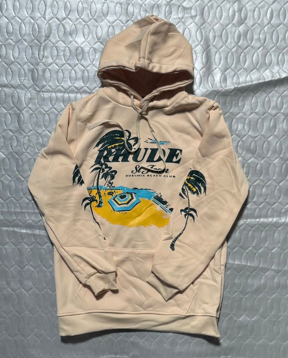 Sweat à capuche tendance