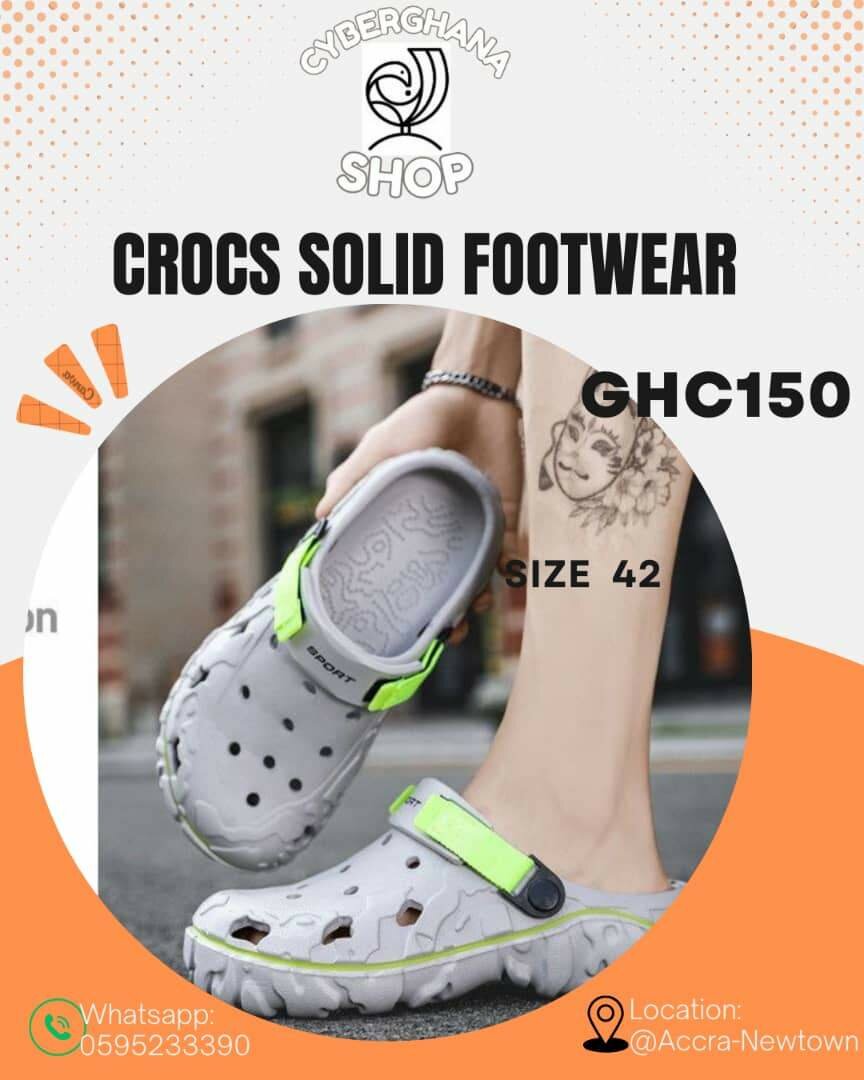 Size 42 Crocs