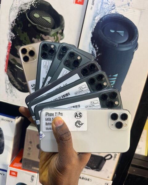 iPhone 11 Pro - 64 Go