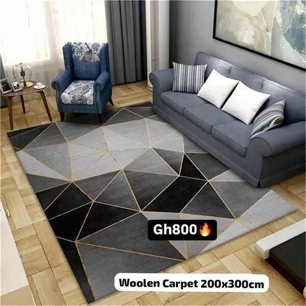 Luxurious and soft patterned carpet