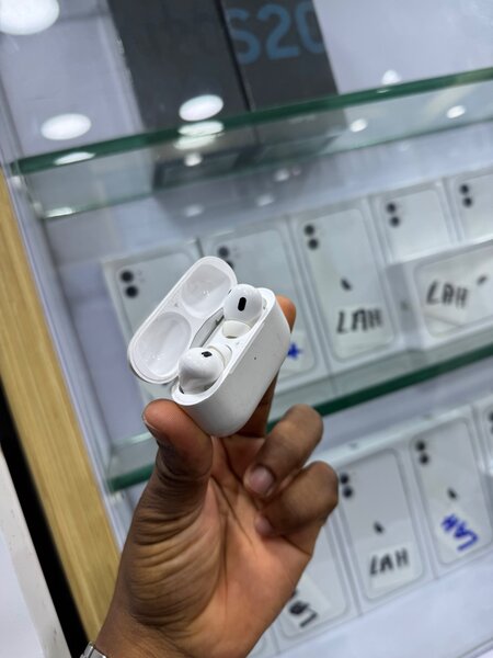 AIRPODS PRO 2ème génération type usb-c
