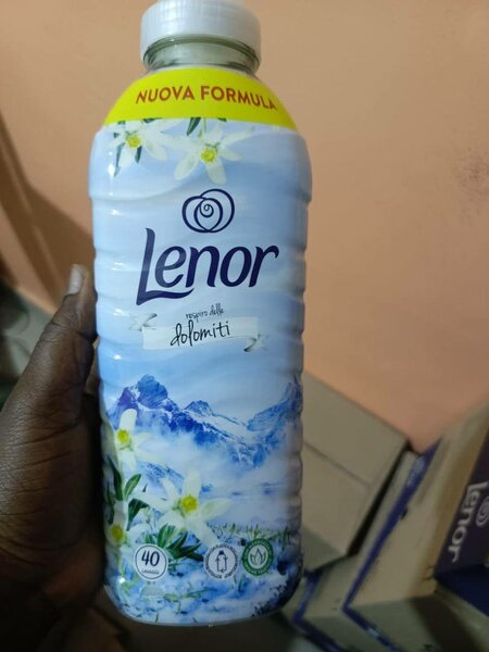 Adoucissant Lenor Parfumé 40 lavages