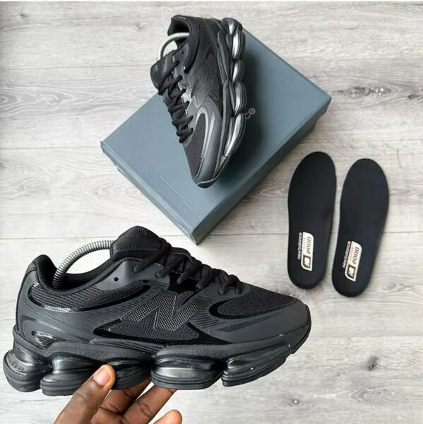 New balance 2000
