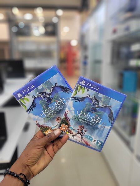 HORIZON FORBBIDEN WEST PS4