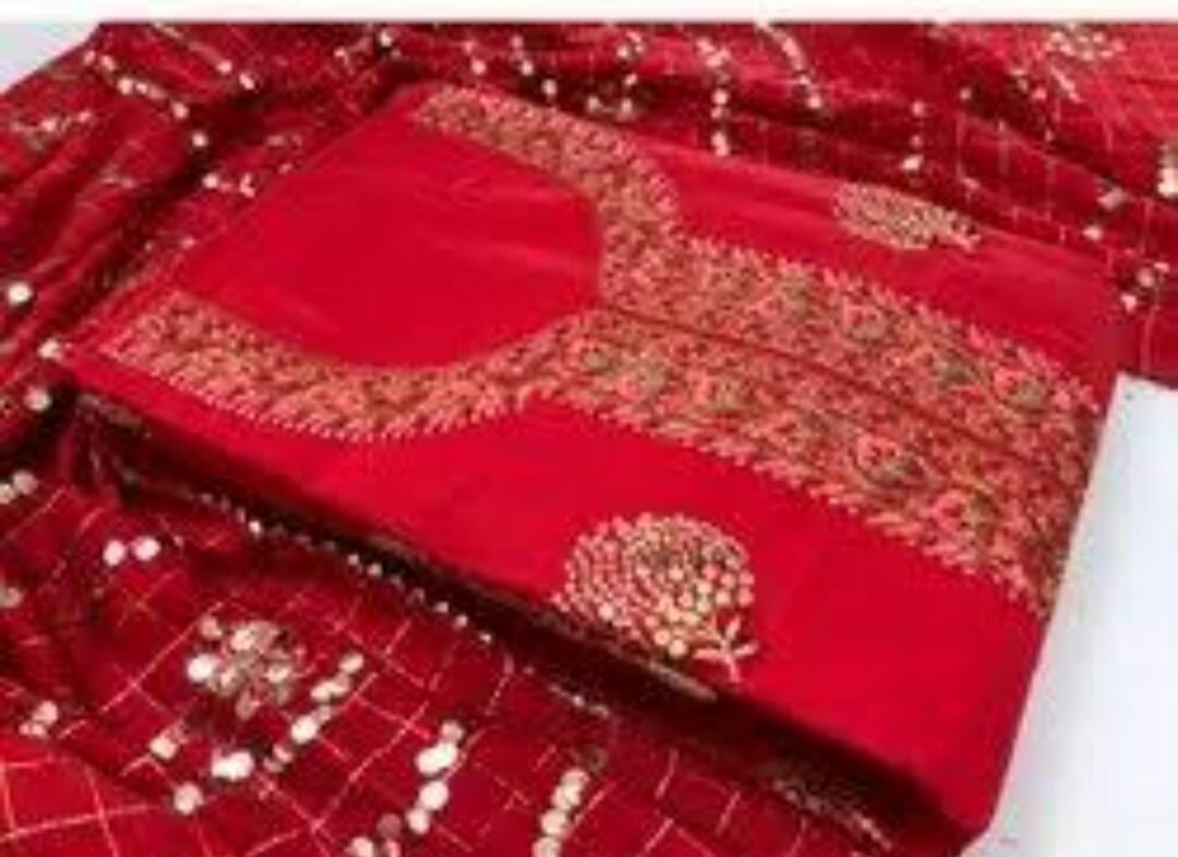 Ladies suit