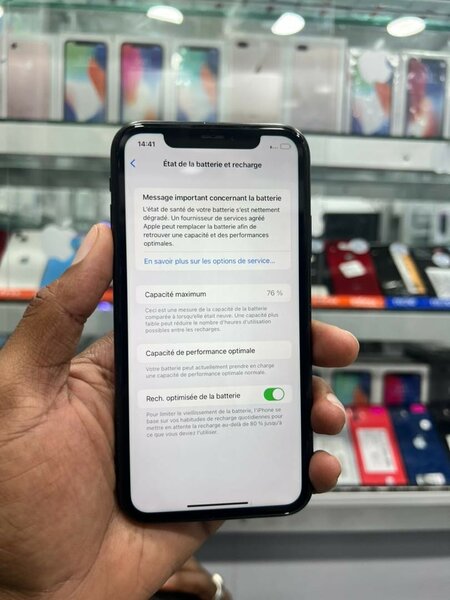 iPhone XR 64go quasi neuf