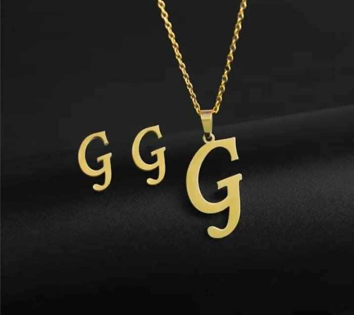 Parure Initiale en Or Élégante