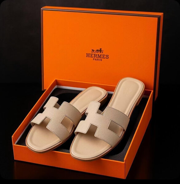 Sandales Hermès élégantes