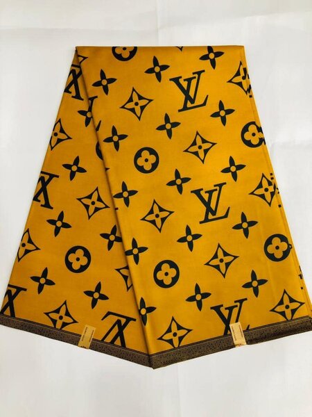 Polyester fabric with print