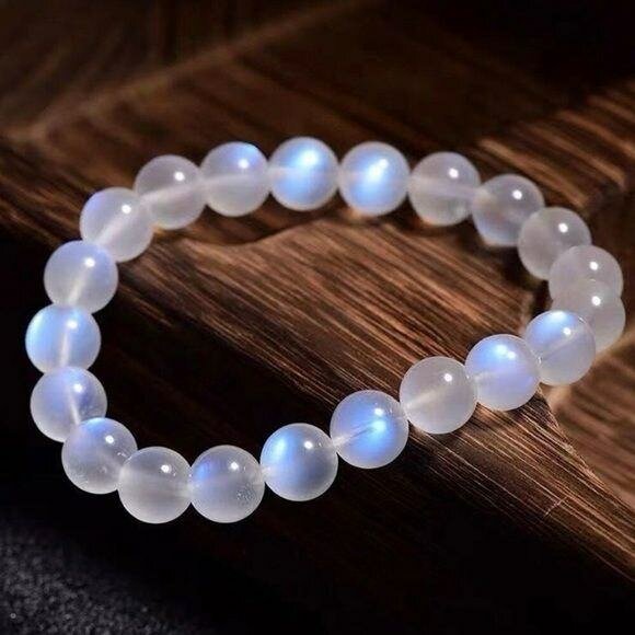 Bracelet en pierres de lune