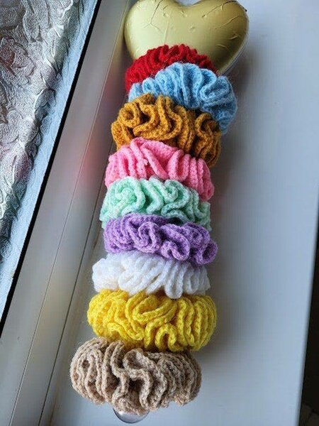 Chouchou en crochet coloré