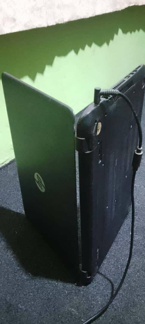 HP laptop