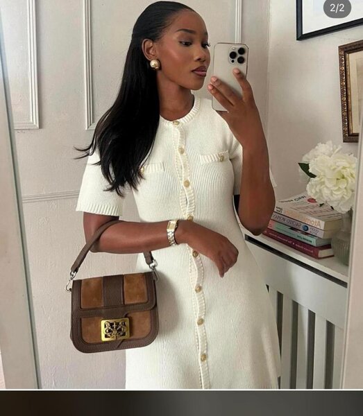 Chic robe disponible