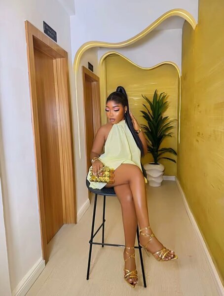 Robe évasée élégante estivale