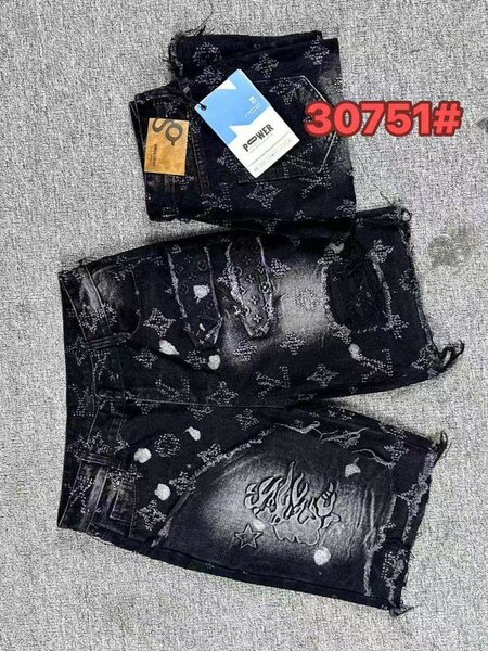 Shorts en jean déchiré