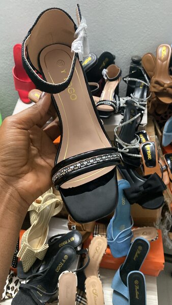 Sandales élégantes à talons