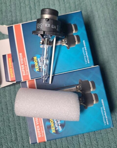 Xenon Lights D2R/S D4S/R