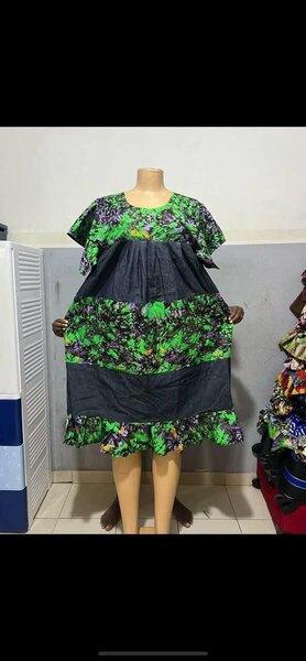 Robe disponible a 7000fr