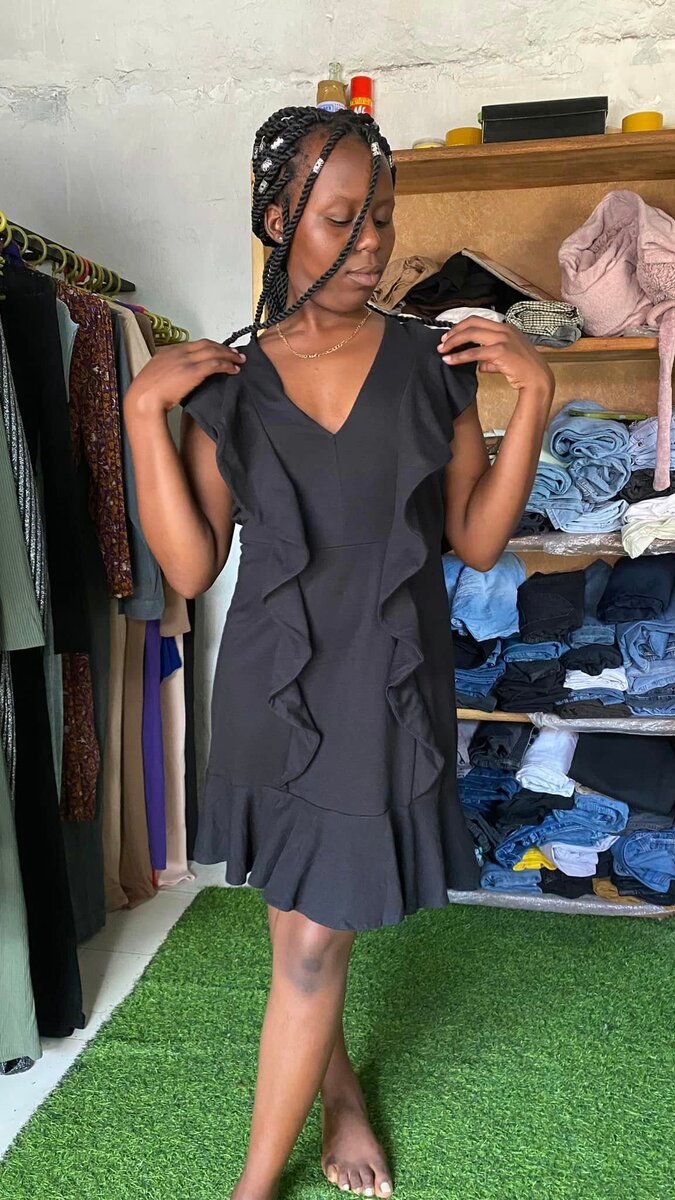 Elegant and comfortable women's dress black