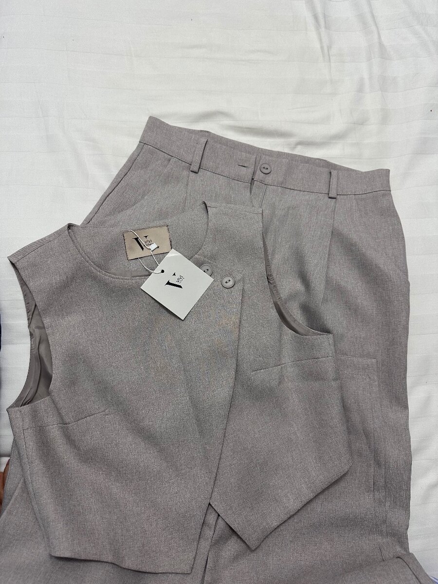 Брючный костюм