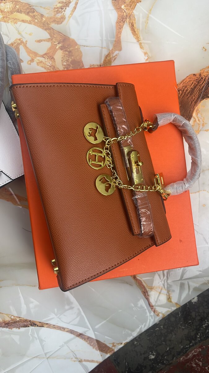 Sac à main en cuir élégant