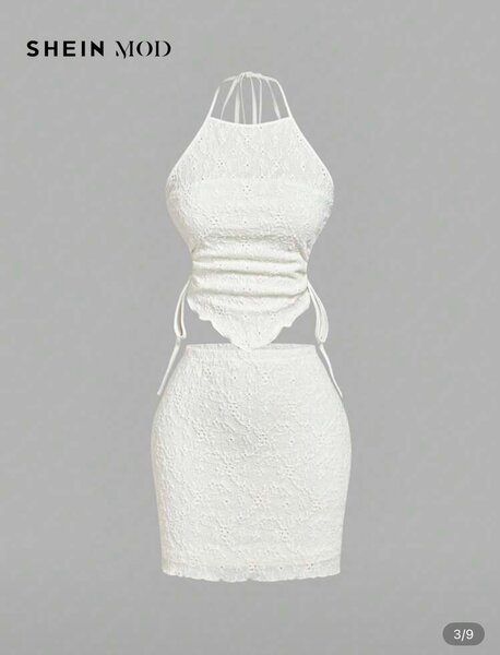 Robe chic en dentelle blanche