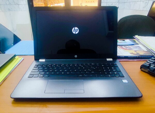 Ordinateur Portable HP Moderne