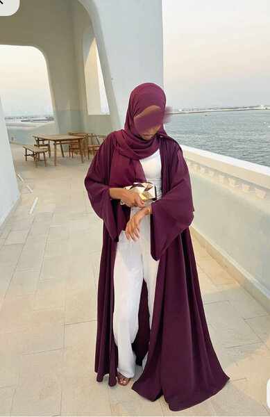 Chic Abaya Moderne