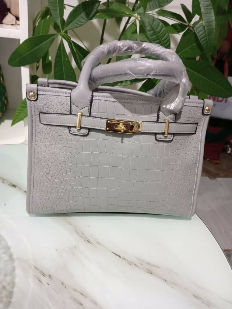 Sac à main en cuir élégant