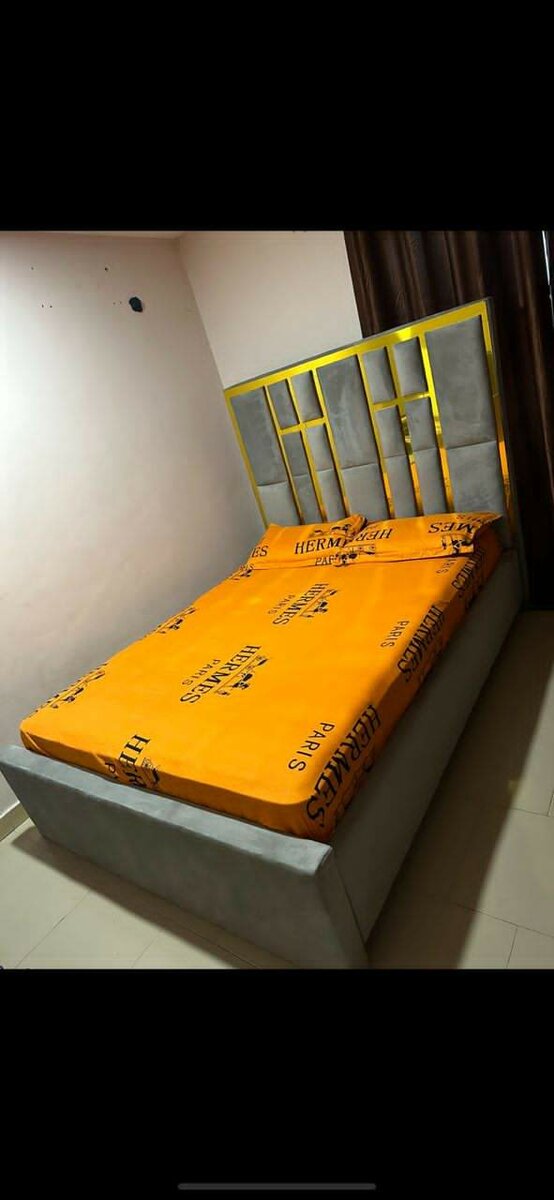 Double bed with Mattress