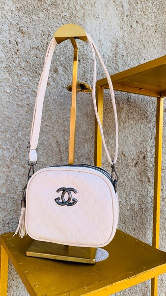 LADIES HANDBAGS- 24061