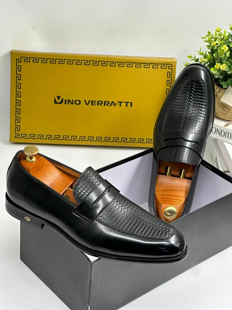 Solid Leather Executive Shoes