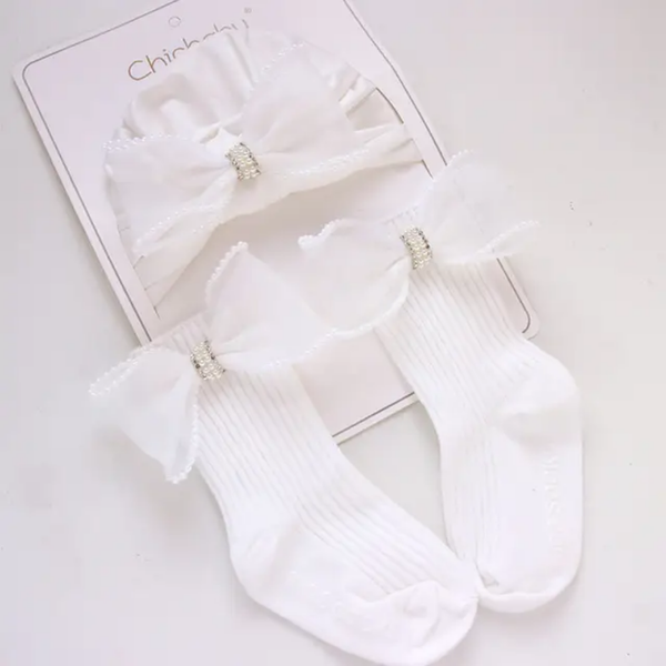 Ensemble Bébé Chapeau et Chaussettes