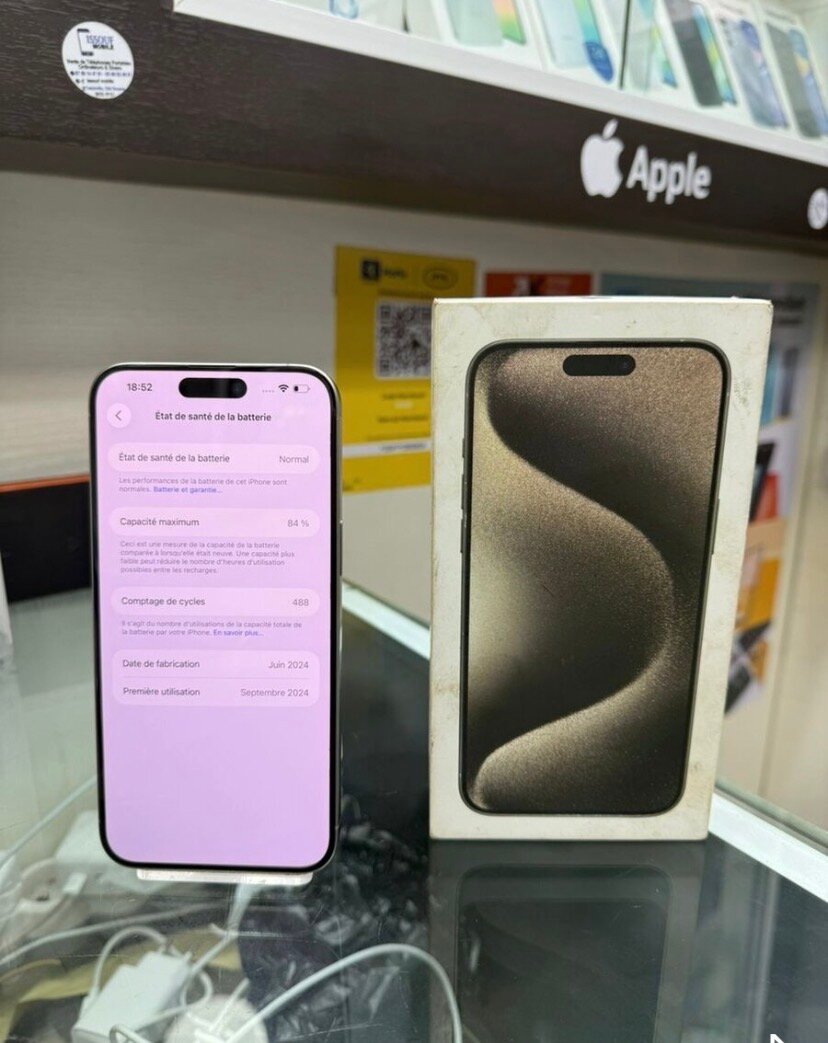 iPhone 15 Pro Max 374 Go