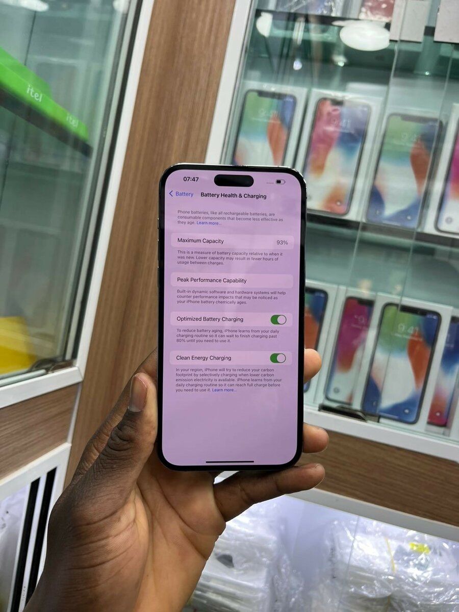 iPhone 14 pro Max quasif neuf