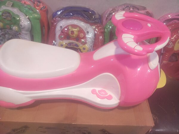 Dolphin Car