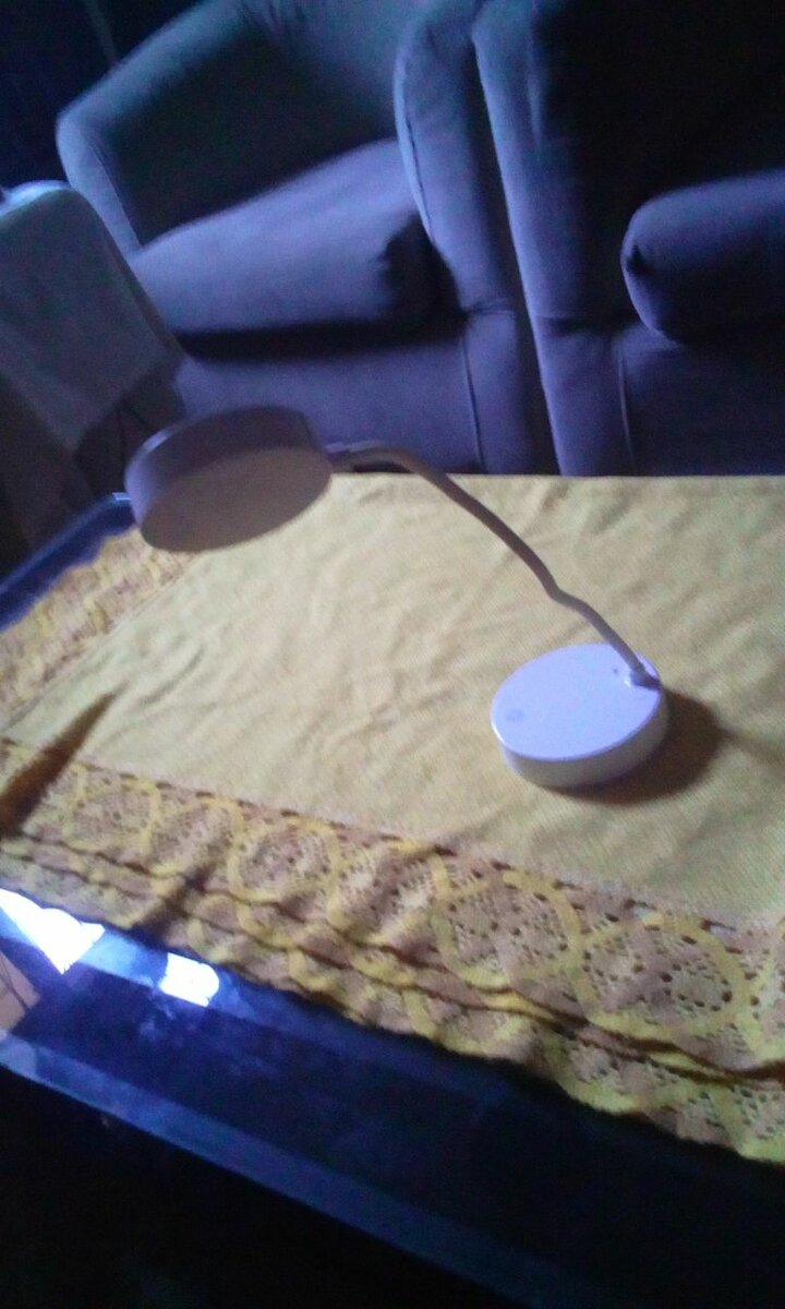 Lampe de bureau LED moderne