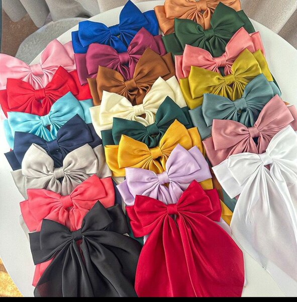 Hair bows