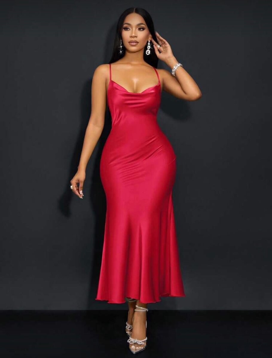 Robe de soirée satinée élégante