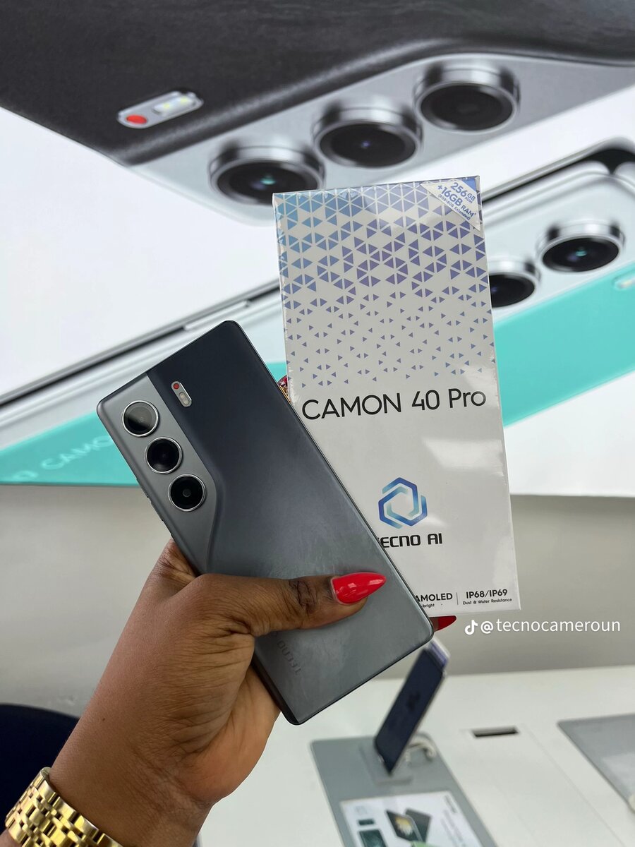 Smartphone TECNO Camon 40 Pro