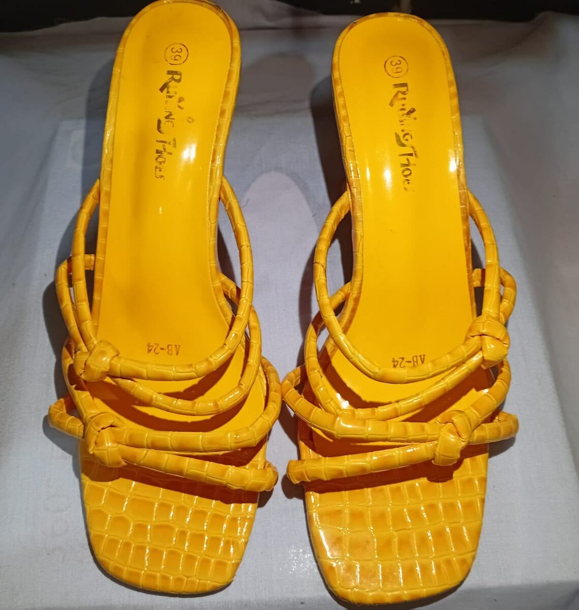 Sandales Jaunes Chic Femme