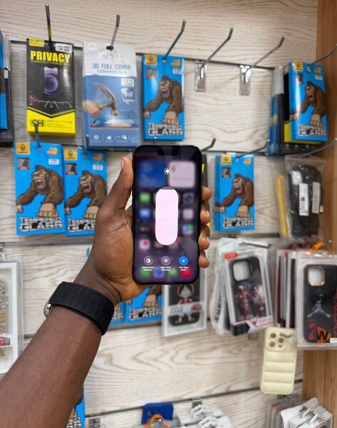 iPhone 128 Go Divers