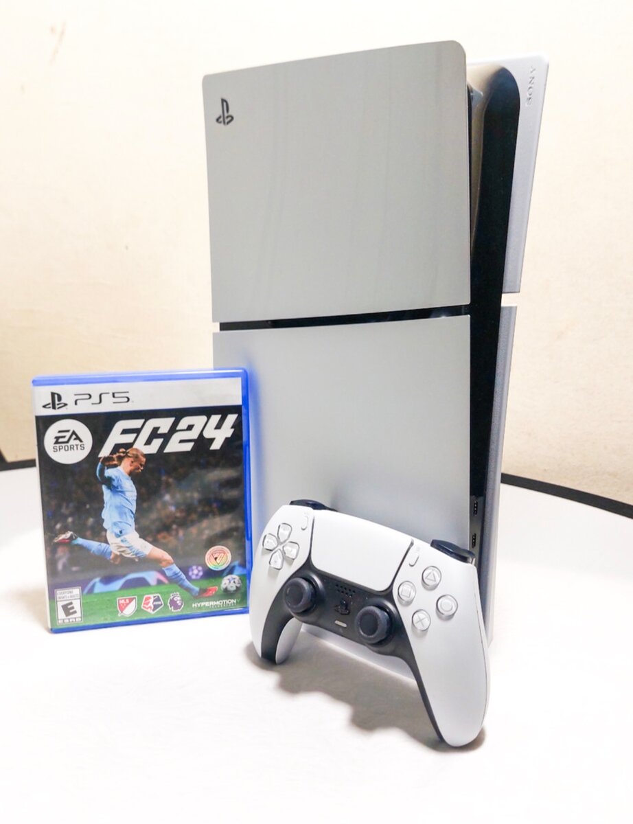 Console Sony PS5 avec FC24